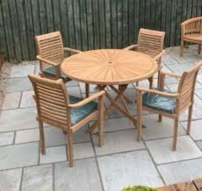 Picture of round table 4 chairs 